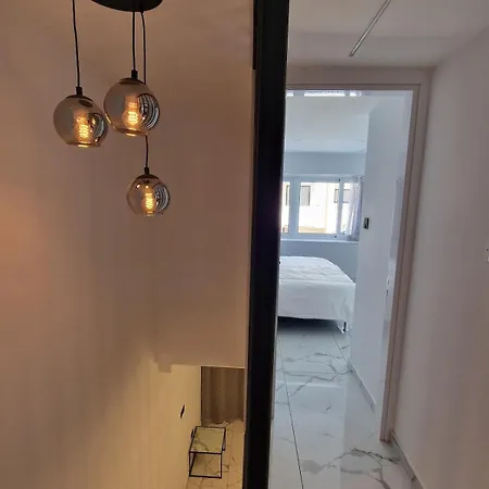 Aurora Апартаменти *